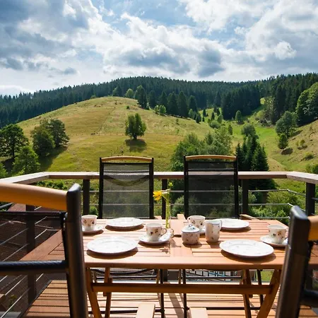 Ferienhaus Resina Baumhauser *